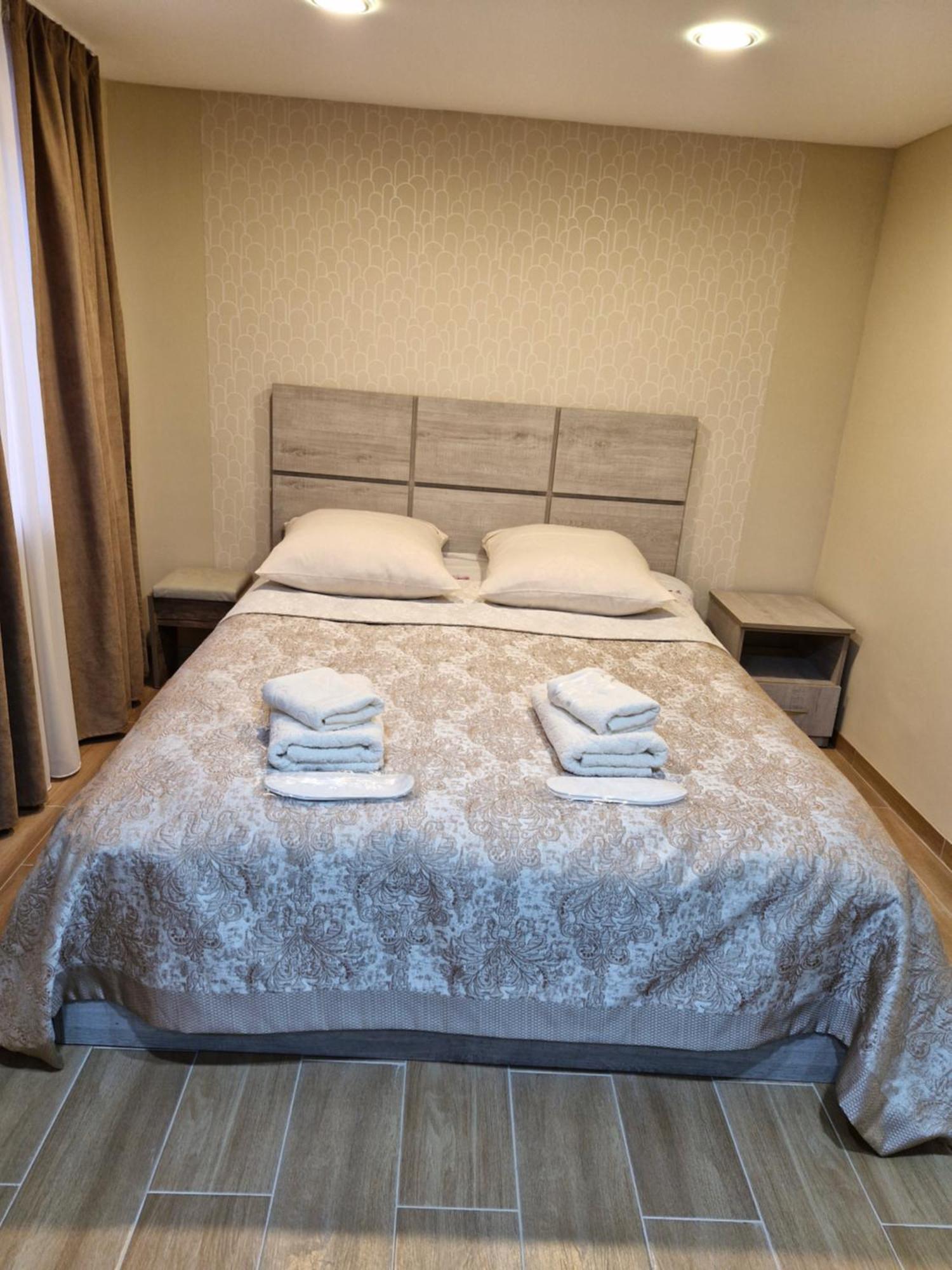 Guest House Lana Tiflis Exterior foto